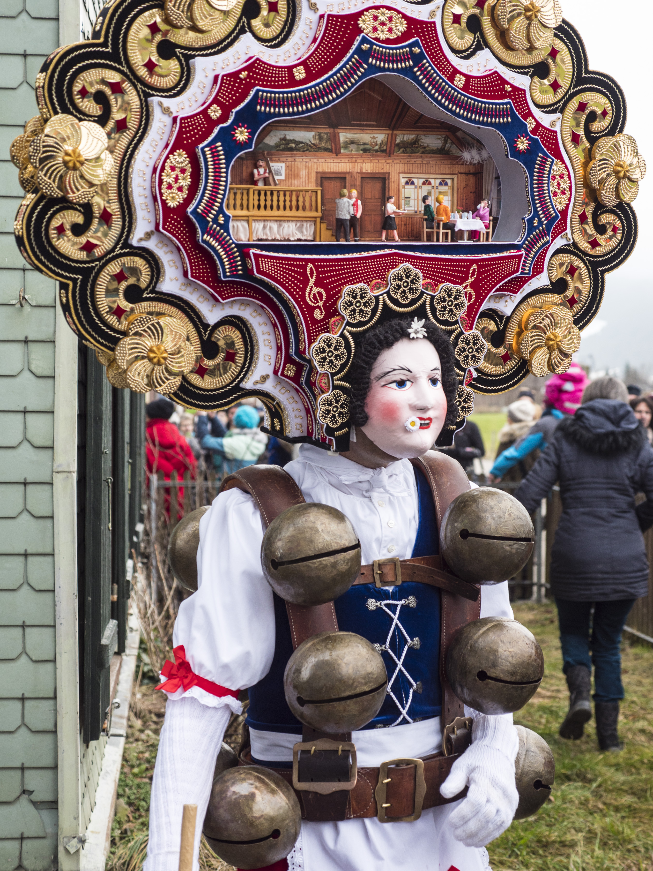 "Schöne" Chlaus Rolli